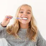 3 Dicas para cuidar dos dentes de leite das crianças